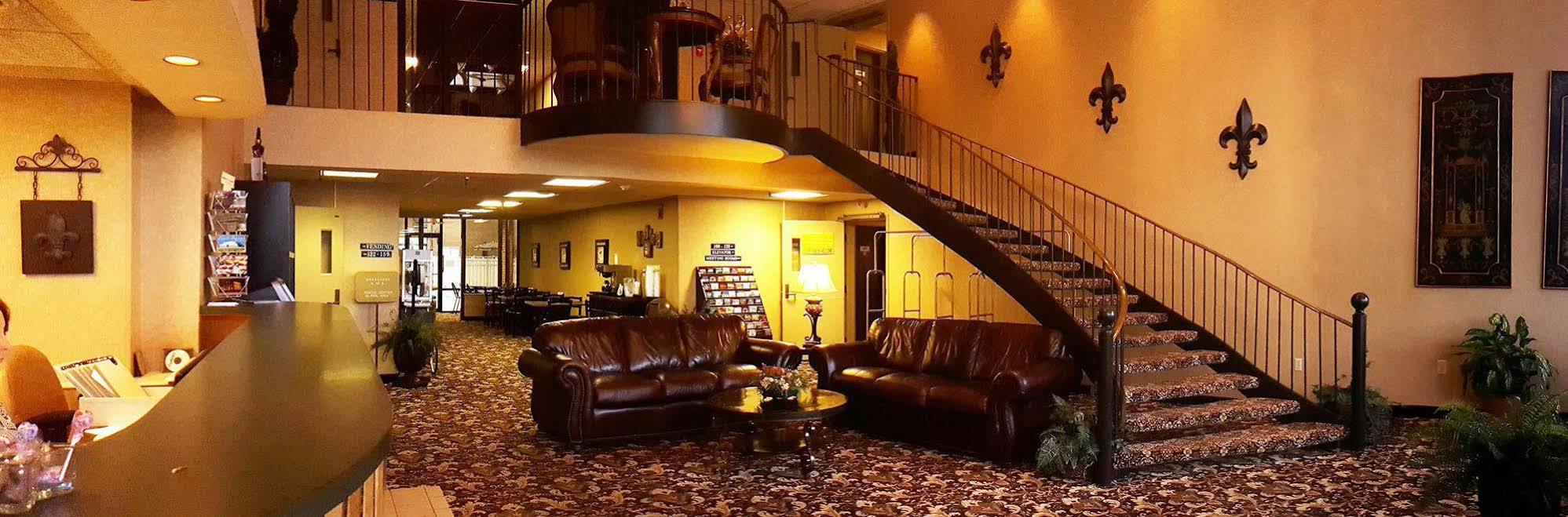 Gold Vault Inn Radcliff Екстериор снимка